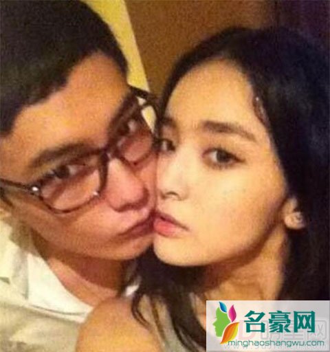 古力娜扎脱精光图片 网传被睡是高级鸡的谣言挺荒谬的