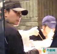 贾乃亮黄圣依约饭 饭桌上贾乃亮笑容不断心情相当