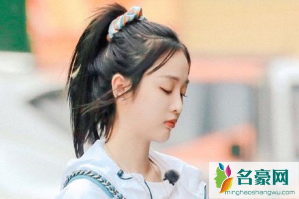 不主动但积极回复的男生的想法 为什么男生不主动但积极回复