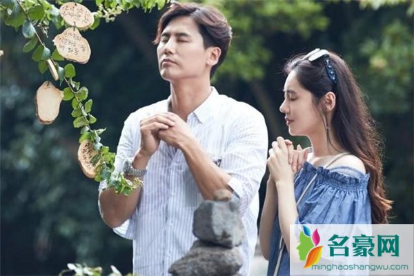 怎么主动找男生聊天 找男生聊天说什么才能吸引他