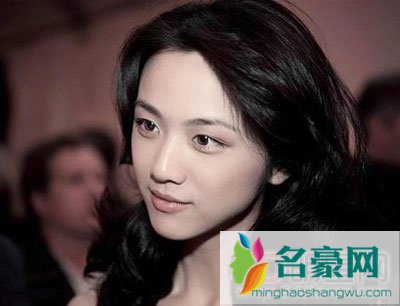 色戒汤唯裙子被撕视频片段 整个电影很压抑很值得玩味