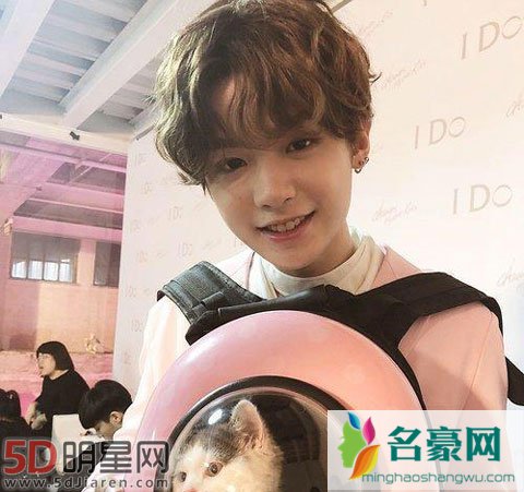 黄明昊是produce101第几名+什么时候淘汰的 曾经的黑料绯闻有哪些