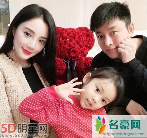 贾乃亮真的驾驭不了李小璐吗?离婚了吗 李小璐说贾乃亮卵太小是什么梗