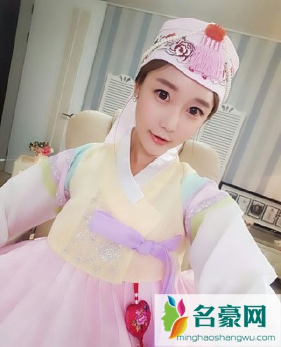 崔瑟琪choi露胸罩热舞照片及个人资料 崔瑟琪的腰好低