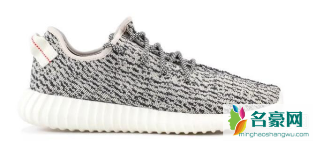 侃爷上脚新Yeezy 火山Yeezy 451拖鞋版本曝光