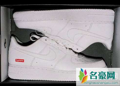 Supreme x Nike Air Force 1值得入手吗 Supreme x Nike Air Force 1有趣玩法