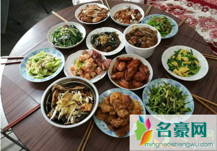 吃年夜饭怎么发朋友圈逼格高20212