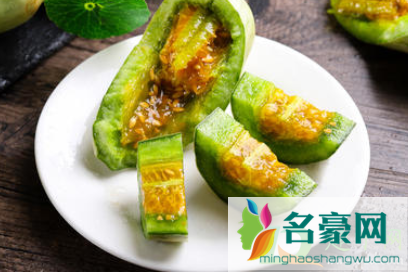 没熟的羊角蜜瓜瓤是什么颜色4