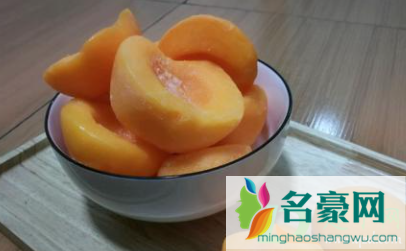 冻桃罐头用解冻吗2