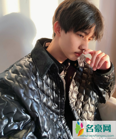 创造营2021甘望星手机壁纸无水印8