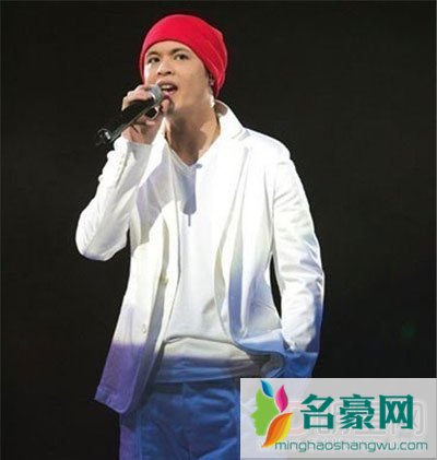 蒙面唱将斗牛士和小王子分别是谁+真实身份照片 蒙面歌王2全部歌手名单