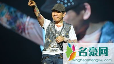 蒙面唱将斗牛士和小王子分别是谁+真实身份照片 蒙面歌王2全部歌手名单