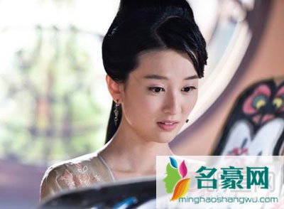 乔欣男朋友是邓伦吗 俩人之间是啥关系
