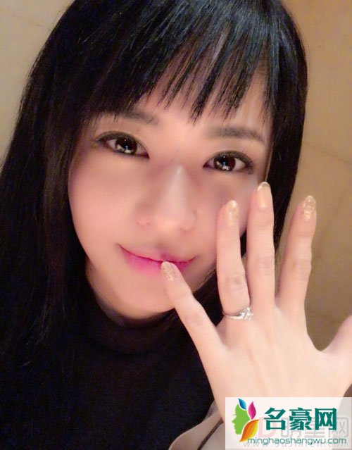 苍井空公开结婚称老公不介意此前工作 评论区网友炸了