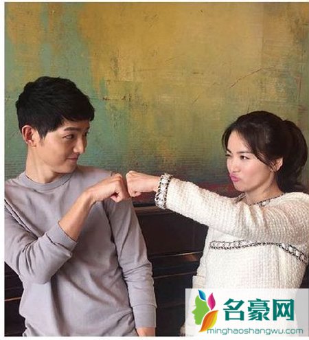 宋仲基宋慧乔最新绯闻 宋仲基宋慧乔恋爱证据/吻戏