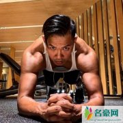 42岁陈建州坚持健身 担心体重会反弹到125公斤
