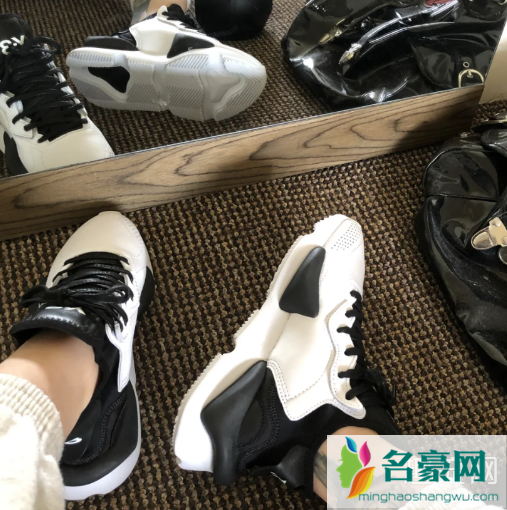 y3鞋子是什么牌子哪国的 y3鞋子正品及假货对比