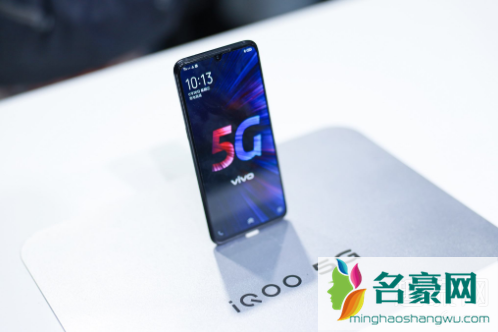 5G手机是不是要用5G卡 5G手机是不是很费流量