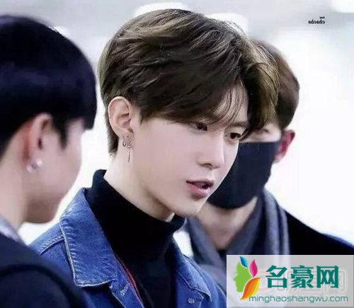 范丞丞真的有女朋友了吗是谁 叫范泽言、福西西的原因是什么