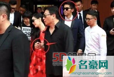 范冰冰和李晨互相利用才秀恩爱求婚 网友称两人不会结婚是真的吗？