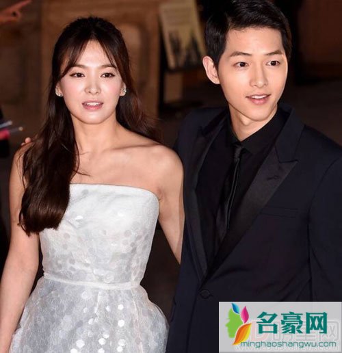 金喜善透露宋慧乔婚礼进度 以过来人传授经验