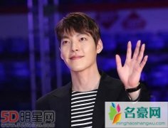 金宇彬第一期抗癌治疗结束 家人和申敏儿都陪在身