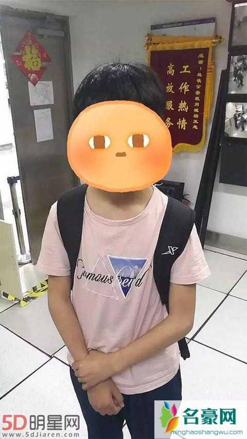 “颜王”孙红雷影响力如此之大 令小学生离家出走追星