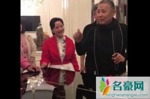 冯小刚让苗苗跳舞事件完整视频截图 冯小刚睡了苗苗俩人真搞过吗