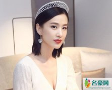 黄圣依主动给年迈的婆婆洗澡 杨子表示被老婆感动