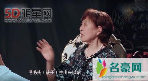 汤唯带两岁女宝宝回杭州探望老师 师生情堪比母女情