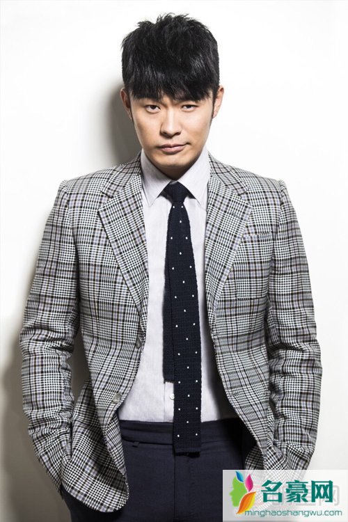 邓家佳为陈赫补婚礼  陈赫结婚照伴郎伴娘