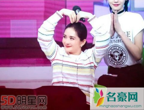 谢娜回归录制《快乐大本营》 公布双胞胎女儿名字俏俏和跳跳
