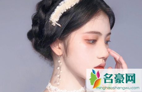 小三加我微信要告诉老公吗2
