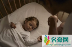 冬天睡觉冷点好还是热点好 冬天睡觉冷用什么取暖