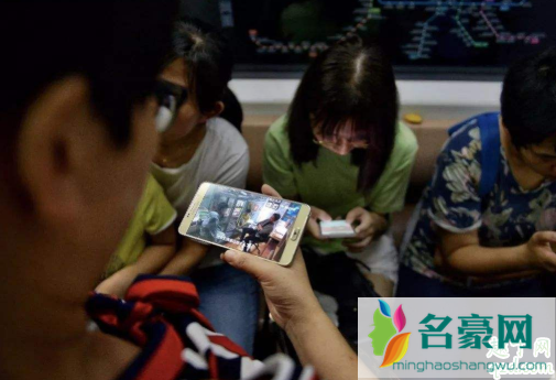 地铁内用电子产品不允许外放是真的吗 4月起这些新规将实施20207
