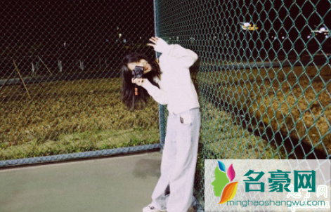 吴亦凡叶可儿谈恋爱真的假的 吴亦凡叶可儿在一起是炒作吗8