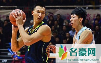 易建联和周琦身高对比 周琦在火箭最新消息