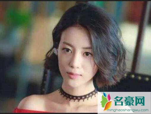 李溪芮发型