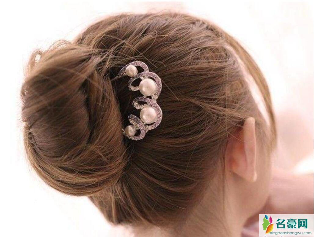 中长发怎么盘发 中长发怎么盘发