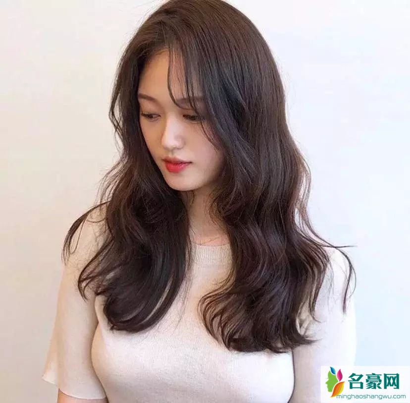 2019抖音最火刘海：偏分长刘海