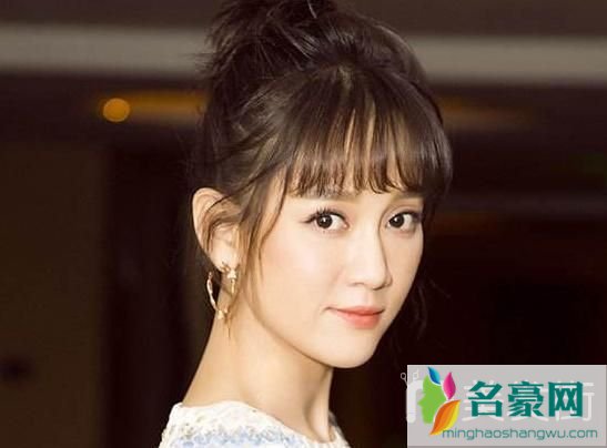 发际线低不适合刘海