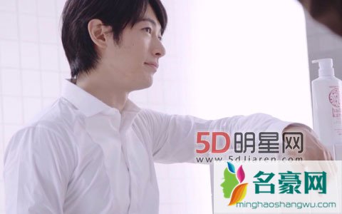 藤冈靛确认出演电影结婚 导演心中人选一直是藤冈靛