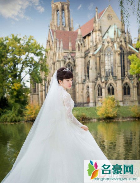 福原爱婚纱照首曝光 预计明年举办婚礼