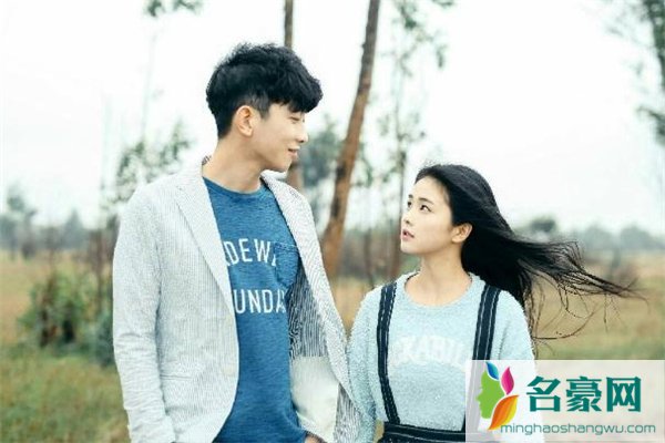 怎么和自己暗恋的女生搭讪 和暗恋的女生搭讪说什么好