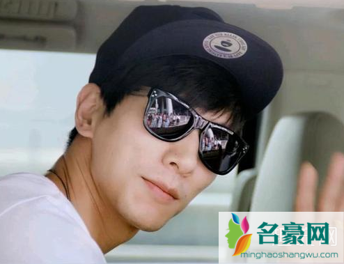 张亮为什么离的婚 张亮到底离没离