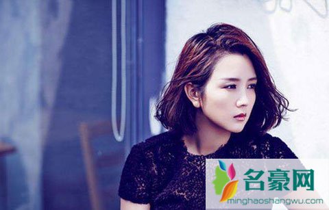 何洁与刁磊一起带孩子过周末 儿子与刁磊相处融洽女儿闹脾气