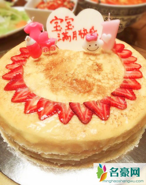 付辛博生日与女儿满月是同一天 颖儿零点送上双份祝福