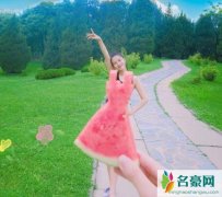 高圆圆产后首晒照 身材圆润白泽但更加散发女人味