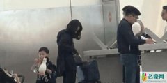 郭晶晶霍启刚度假 二女儿正面照曝光超像爸爸