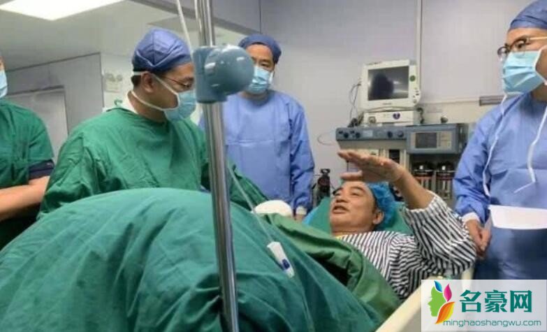 任达华近照